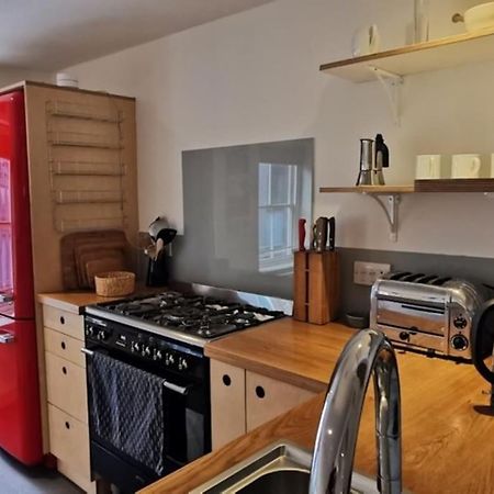 Spacious 2 Bedroom Apartment In The Heart Of Soho. Londra Exterior foto
