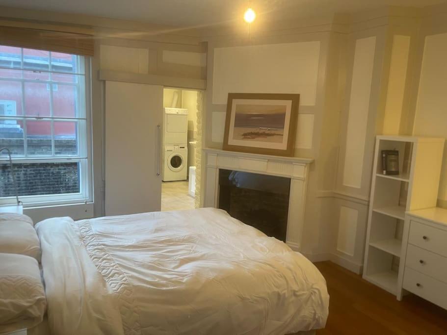 Spacious 2 Bedroom Apartment In The Heart Of Soho. Londra Exterior foto